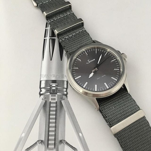 Premium NATO Strap - Grijs