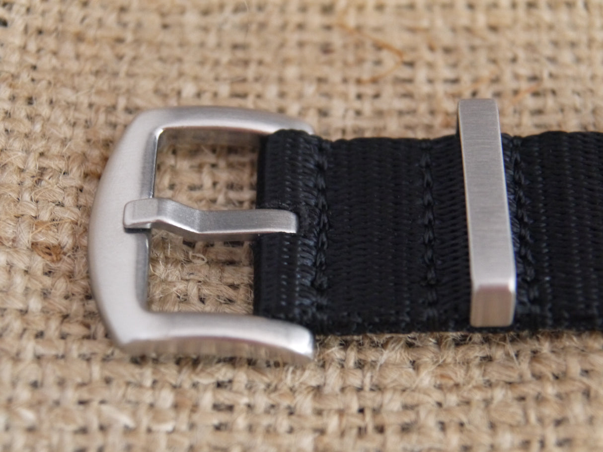 Premium NATO strap Black